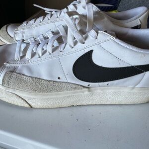 Nike White and Black Athletic Shoes Womens 11